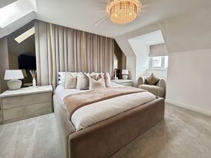 Photo 13- click for photo gallery